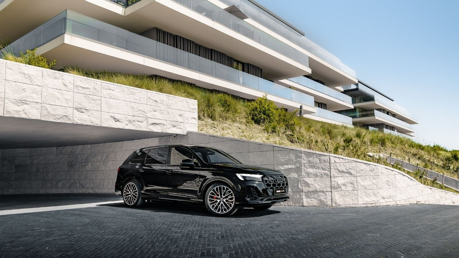 Audi_liggend