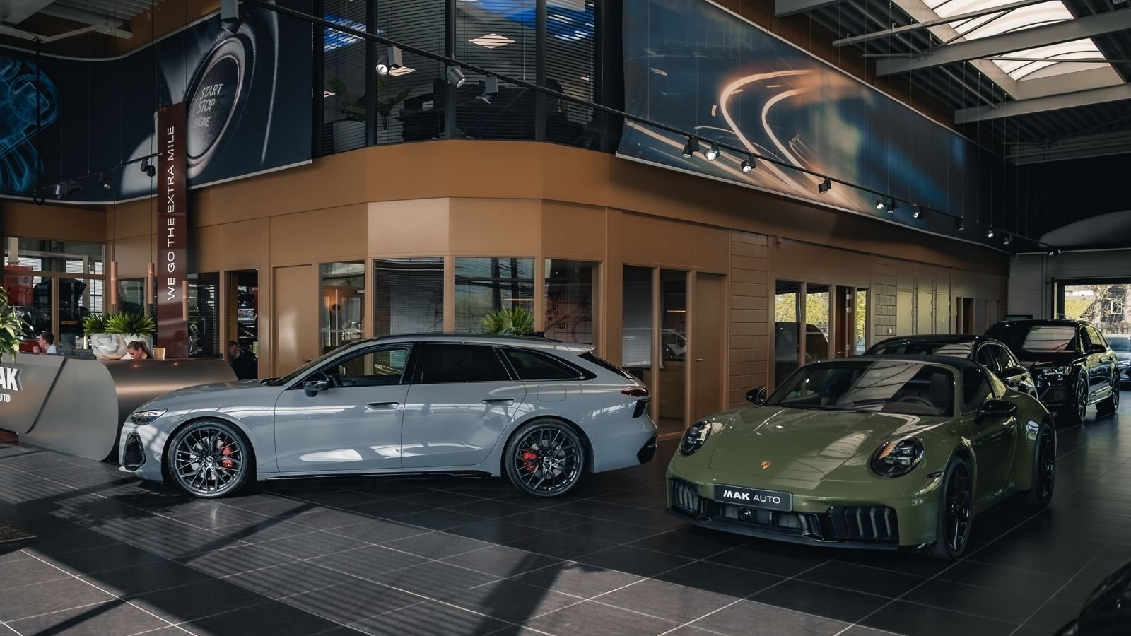 Showroom_liggend (1)