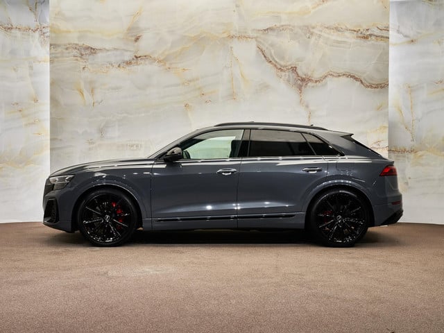 Audi Q8 - 2