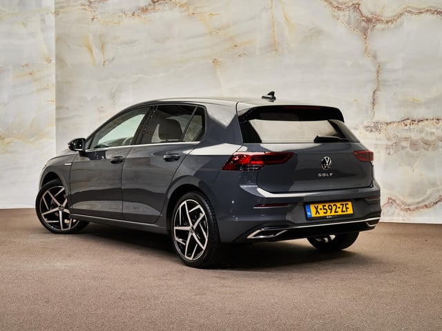 Volkswagen Golf - 3