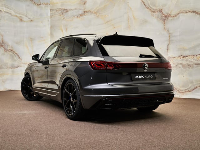 Volkswagen Touareg - 3
