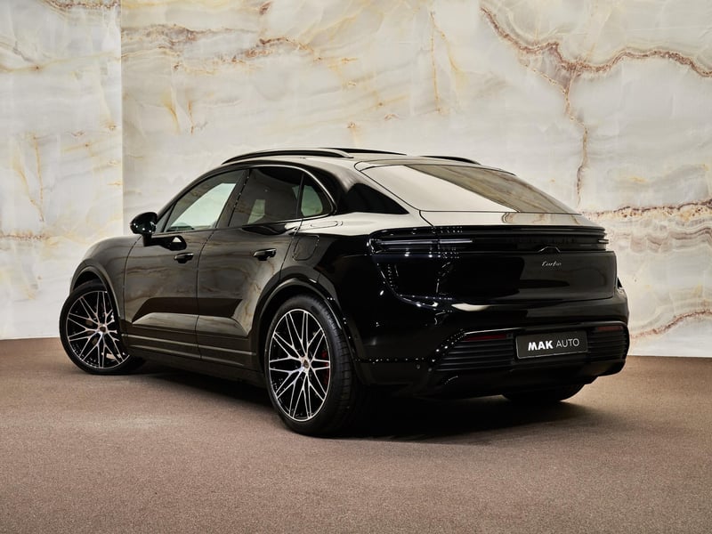Porsche Macan - 3