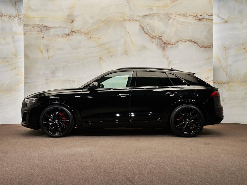 Audi Q8 - 2