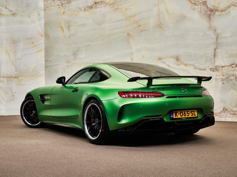 Mercedes-Benz AMG GT - 3