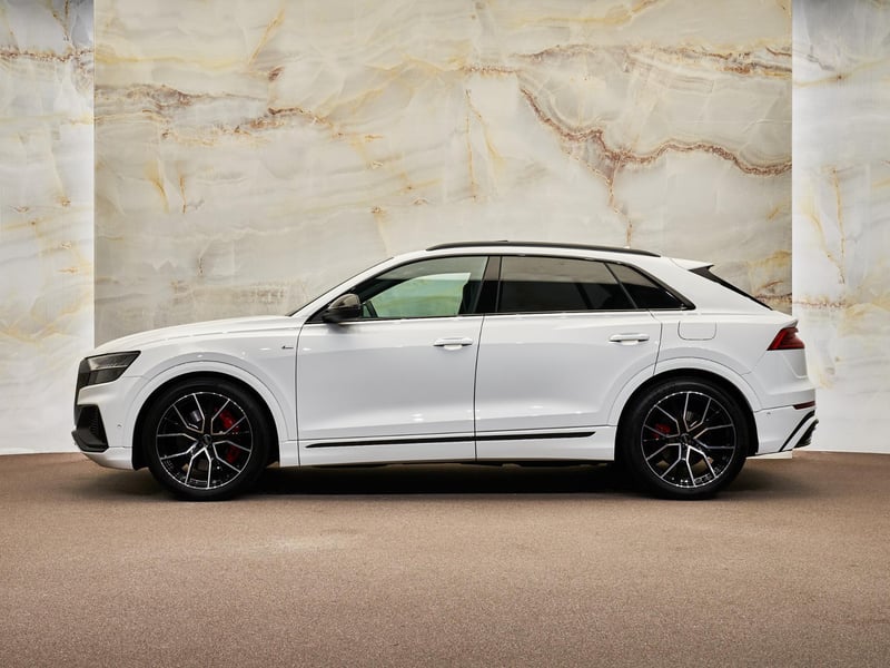 Audi Q8 - 2