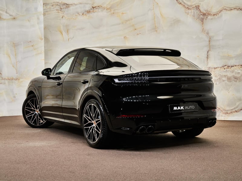 Porsche Cayenne - 3