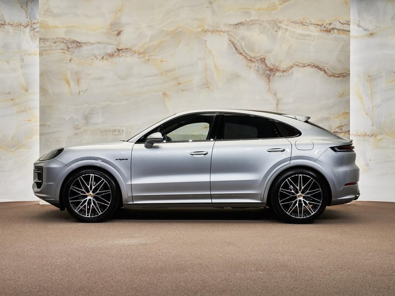 Porsche Cayenne - 3