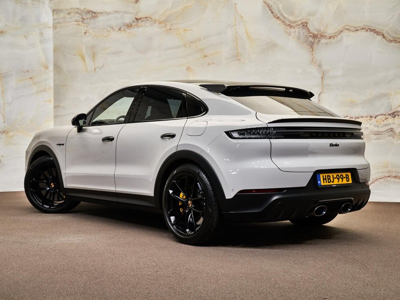 Porsche Cayenne - 3