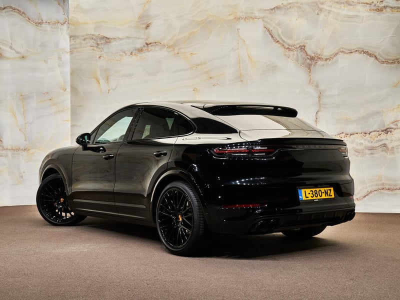 Porsche Cayenne - 3