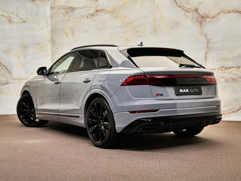 Audi Q8 - 3