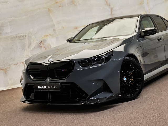 BMW M5 - 4