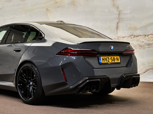 BMW M5 - 5