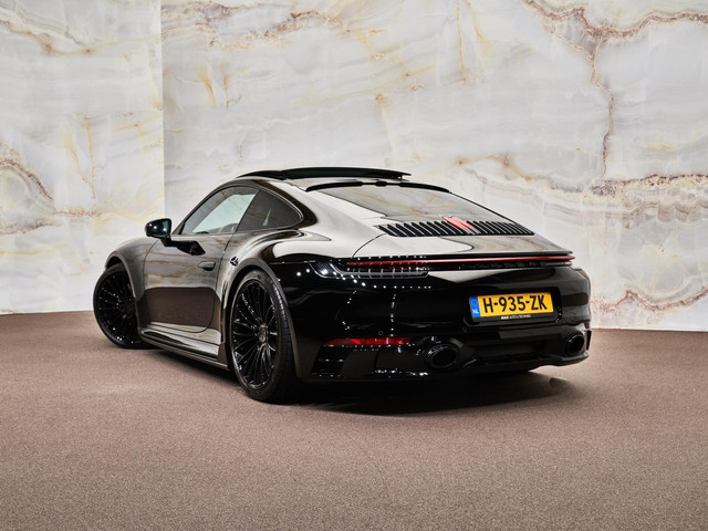 Porsche 911 - 4