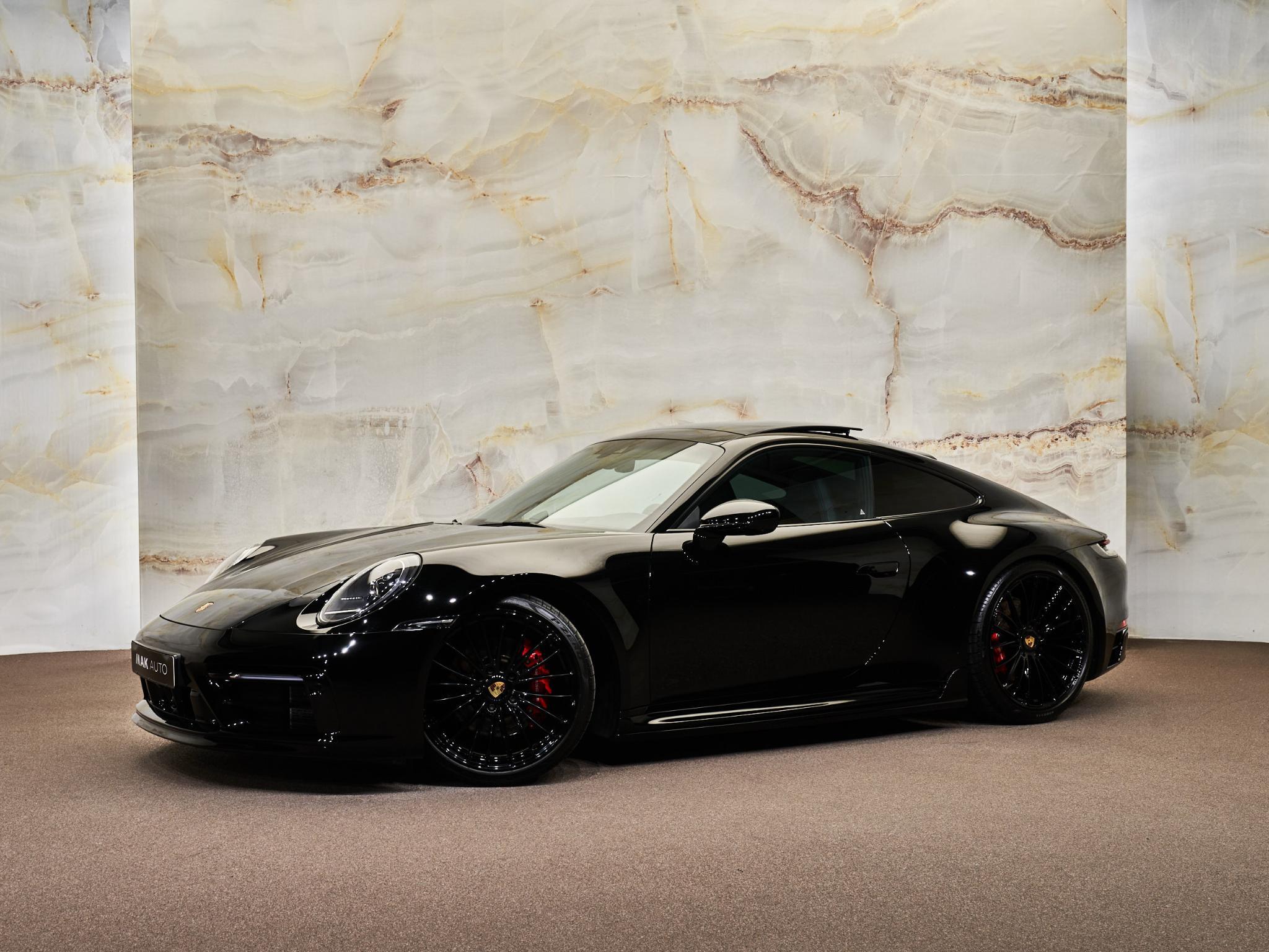 Porsche 911 - 32