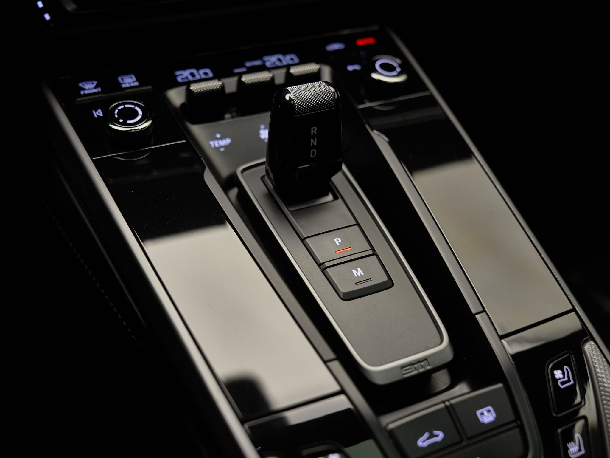 Porsche 911 - 24