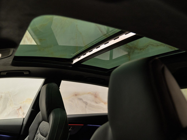 Audi Q8 - 10