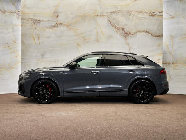 Audi Q8 - 2