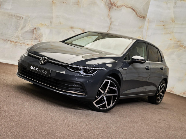 Volkswagen Golf - 28