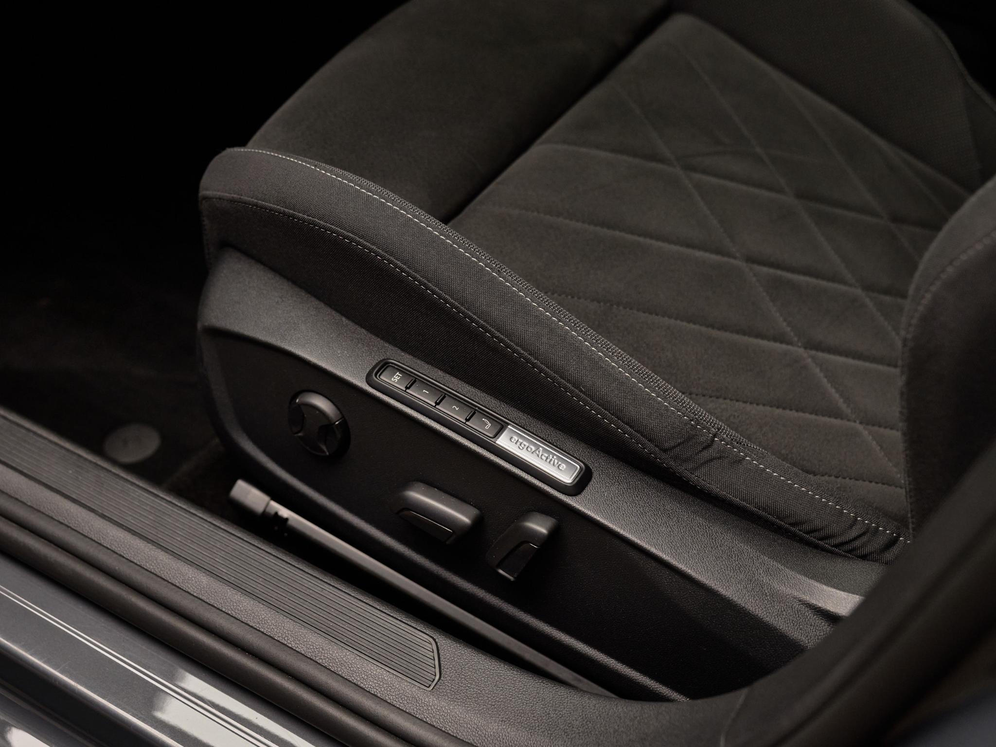 Volkswagen Golf - 9