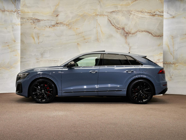 Audi Q8 - 2