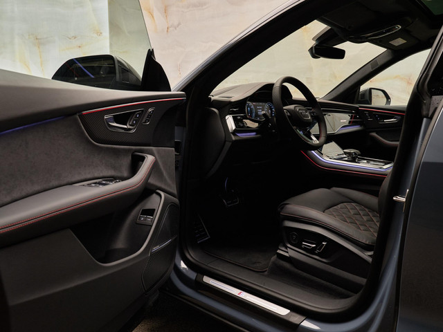 Audi Q8 - 8