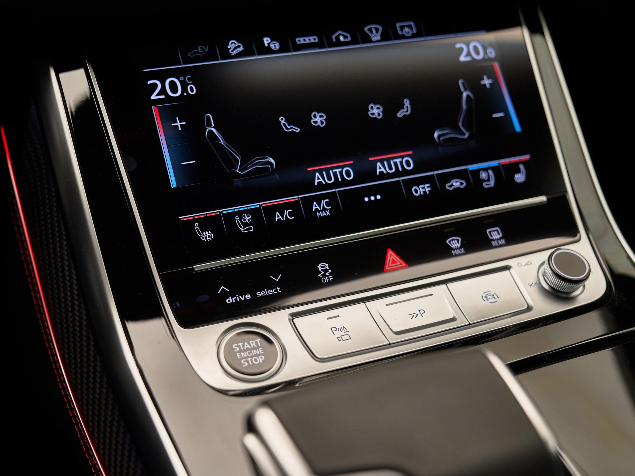 Audi Q8 - 25