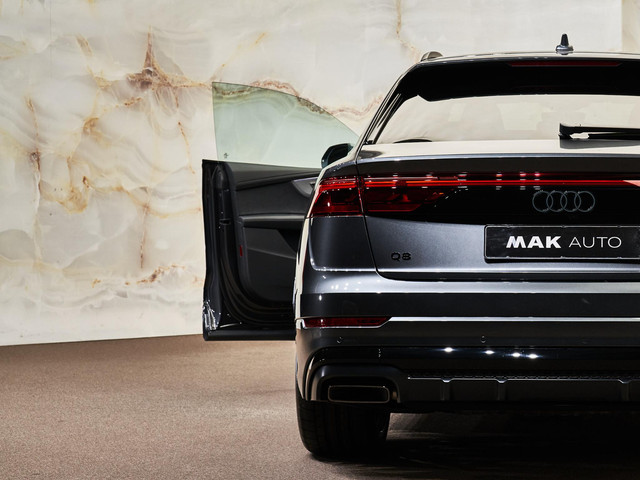 Audi Q8 - 33
