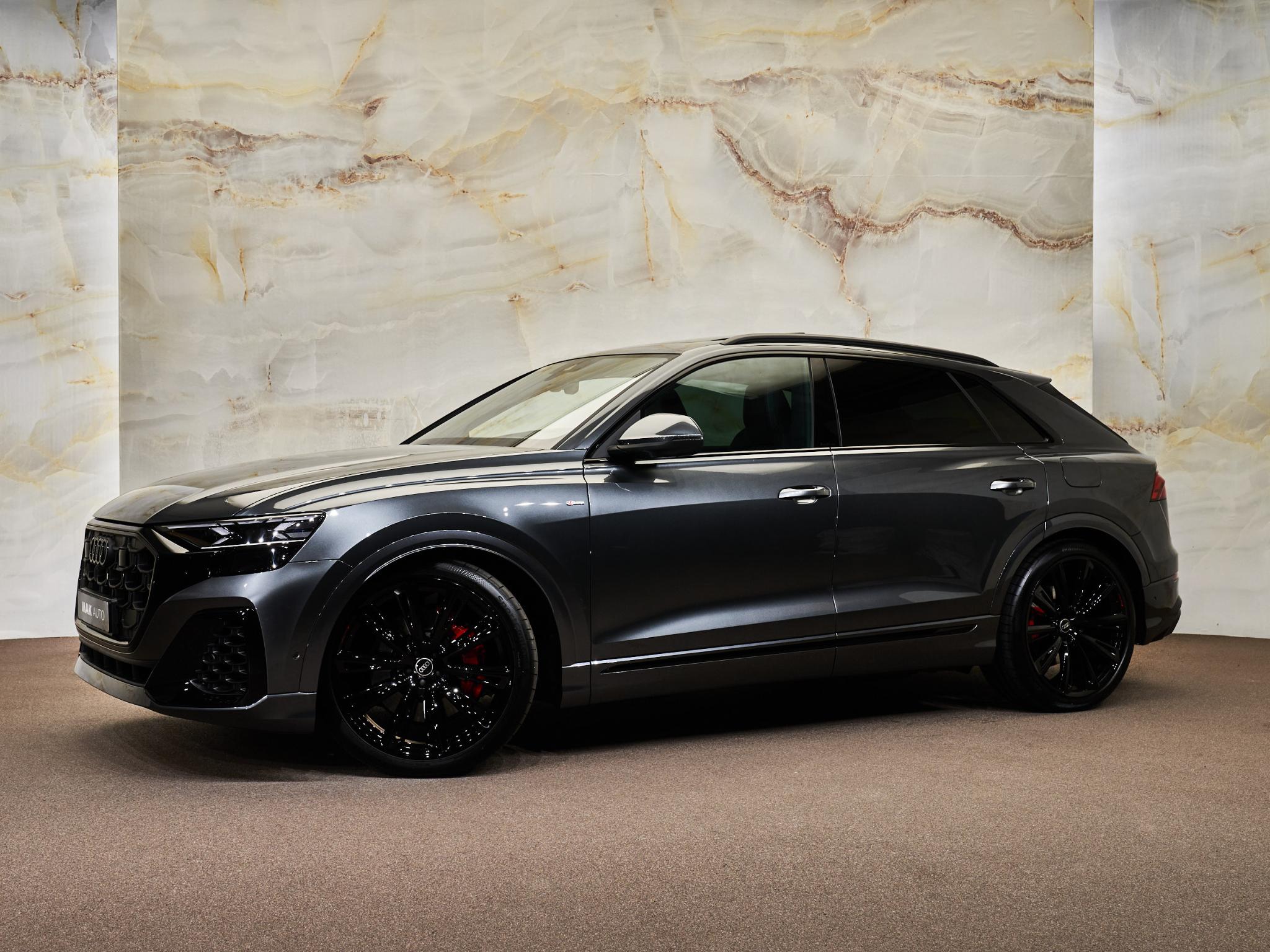 Audi Q8 - 35