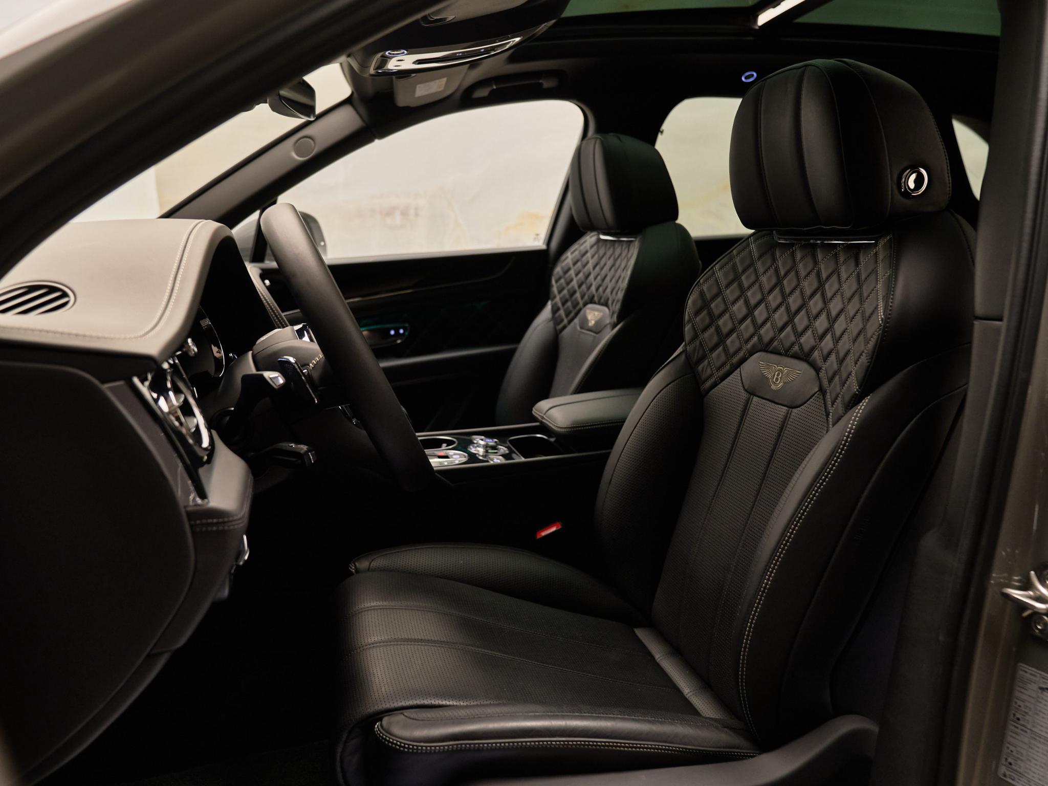Bentley Bentayga - 8
