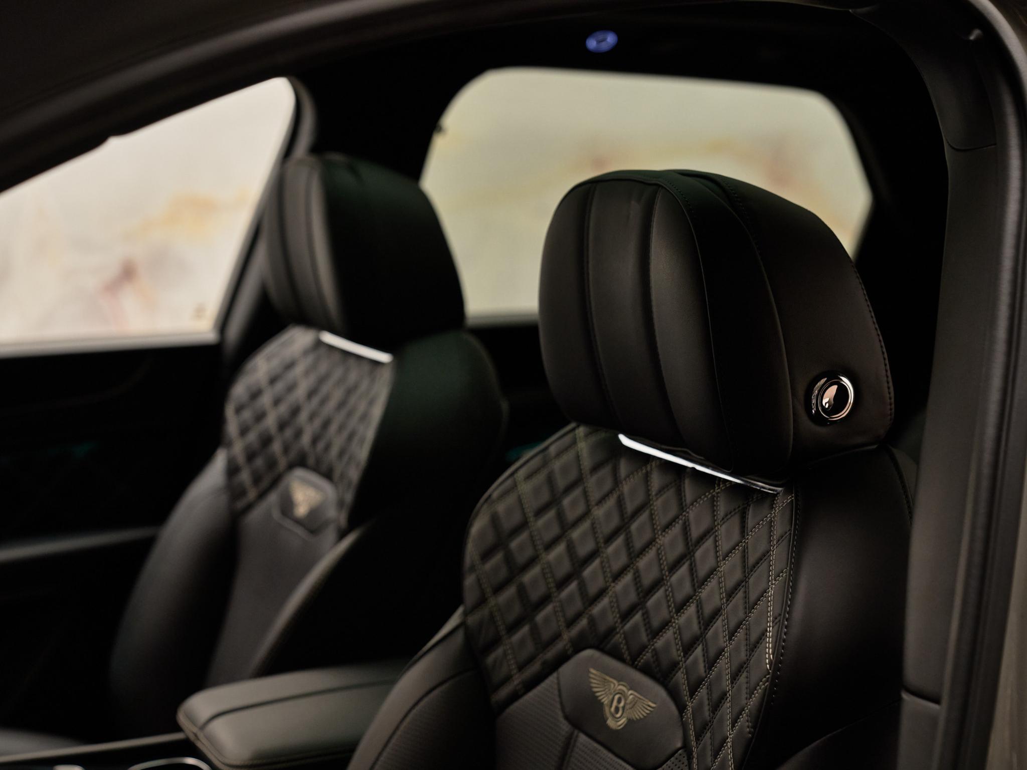 Bentley Bentayga - 28