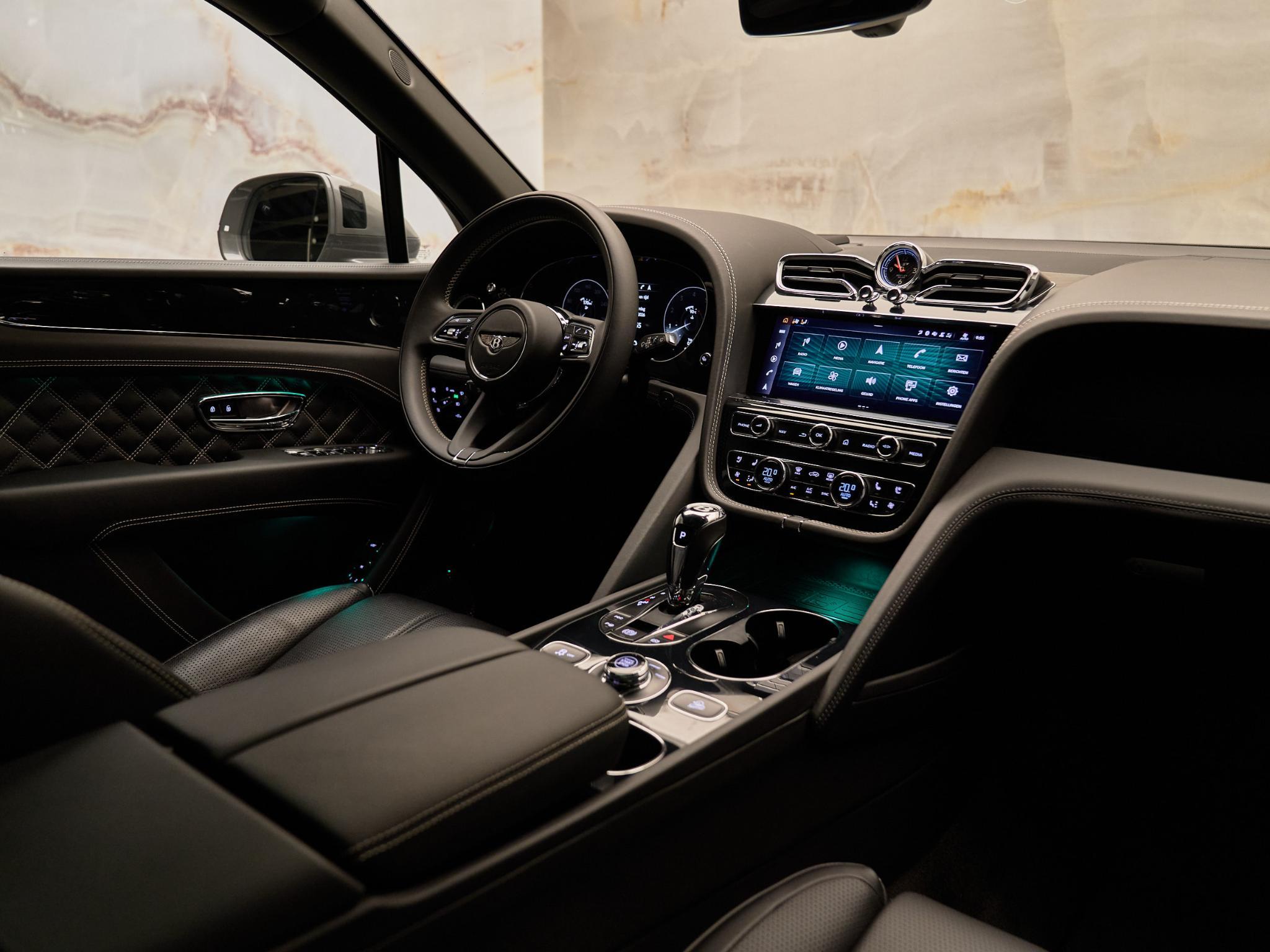 Bentley Bentayga - 9