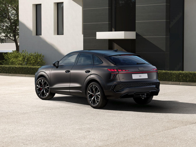 Audi Q3 - 4