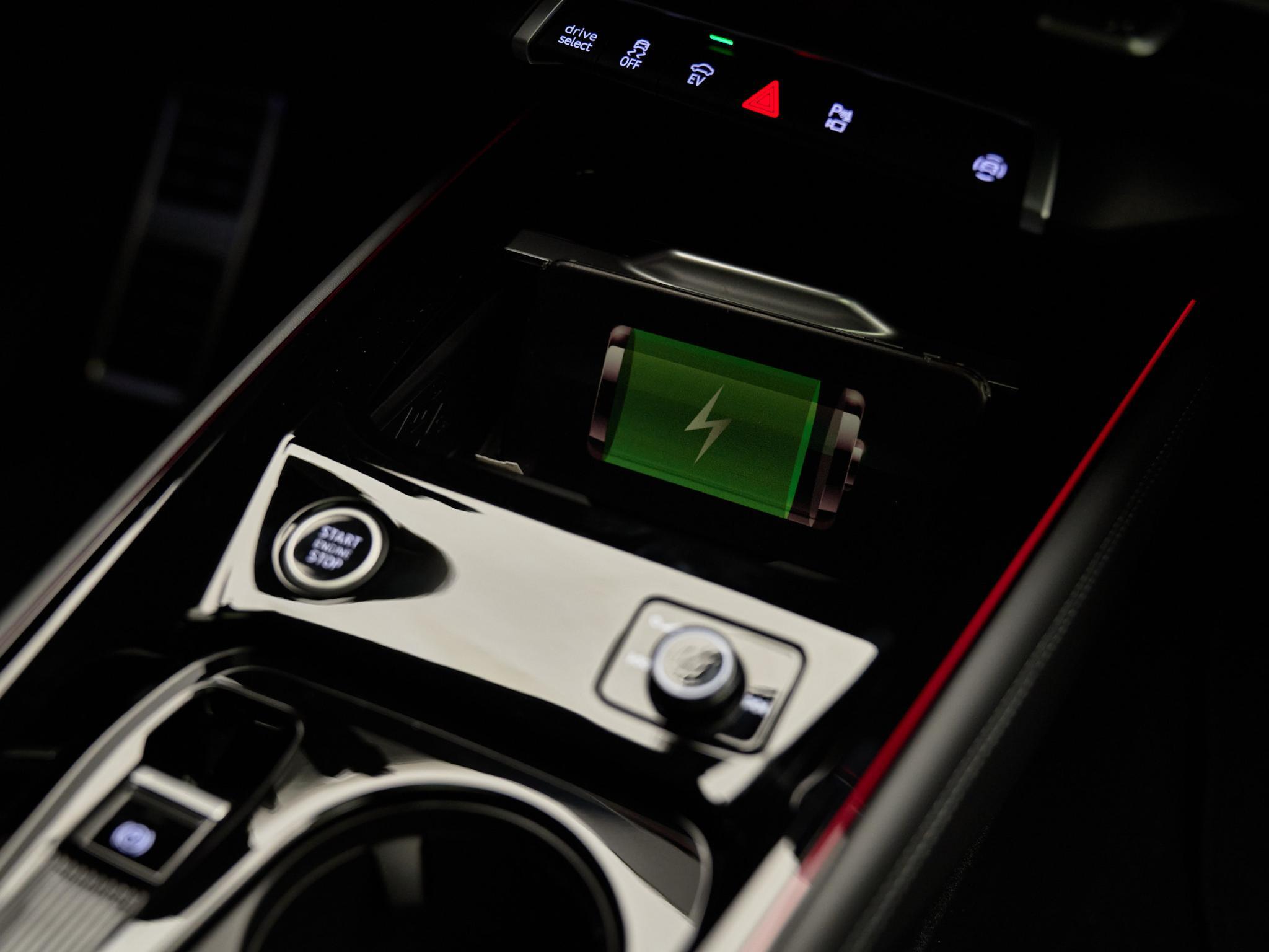 Audi Q3 - 23