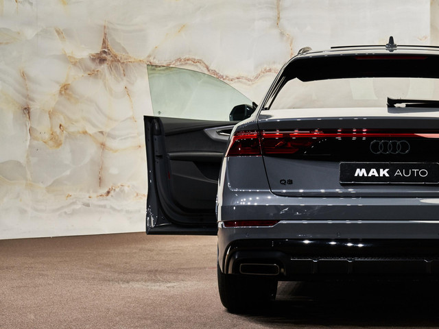 Audi Q8 - 35