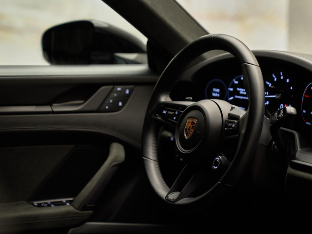 Porsche 911 - 25