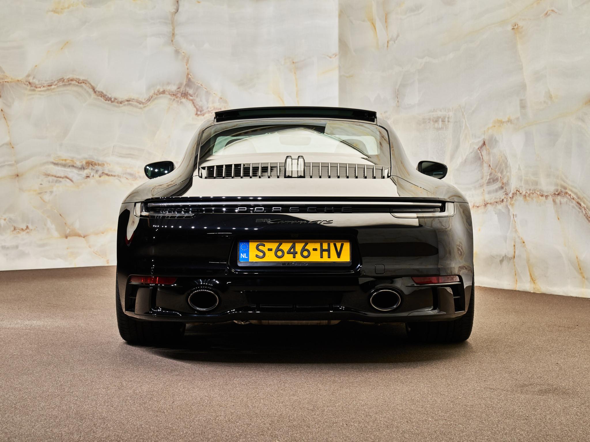 Porsche 911 - 34