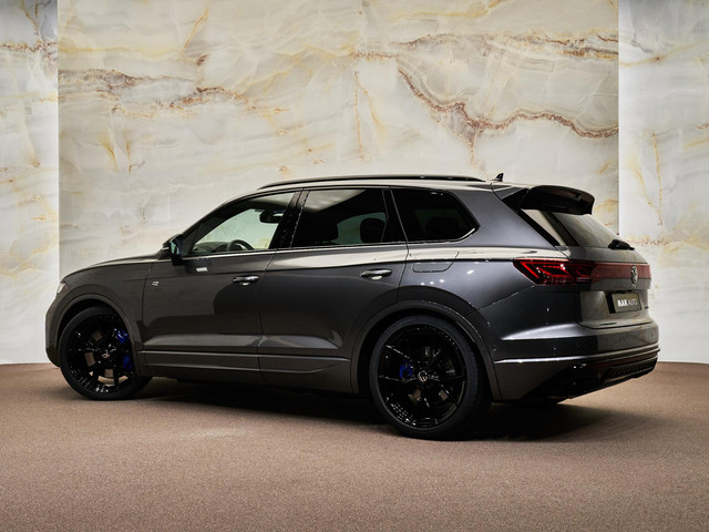 Volkswagen Touareg - 36