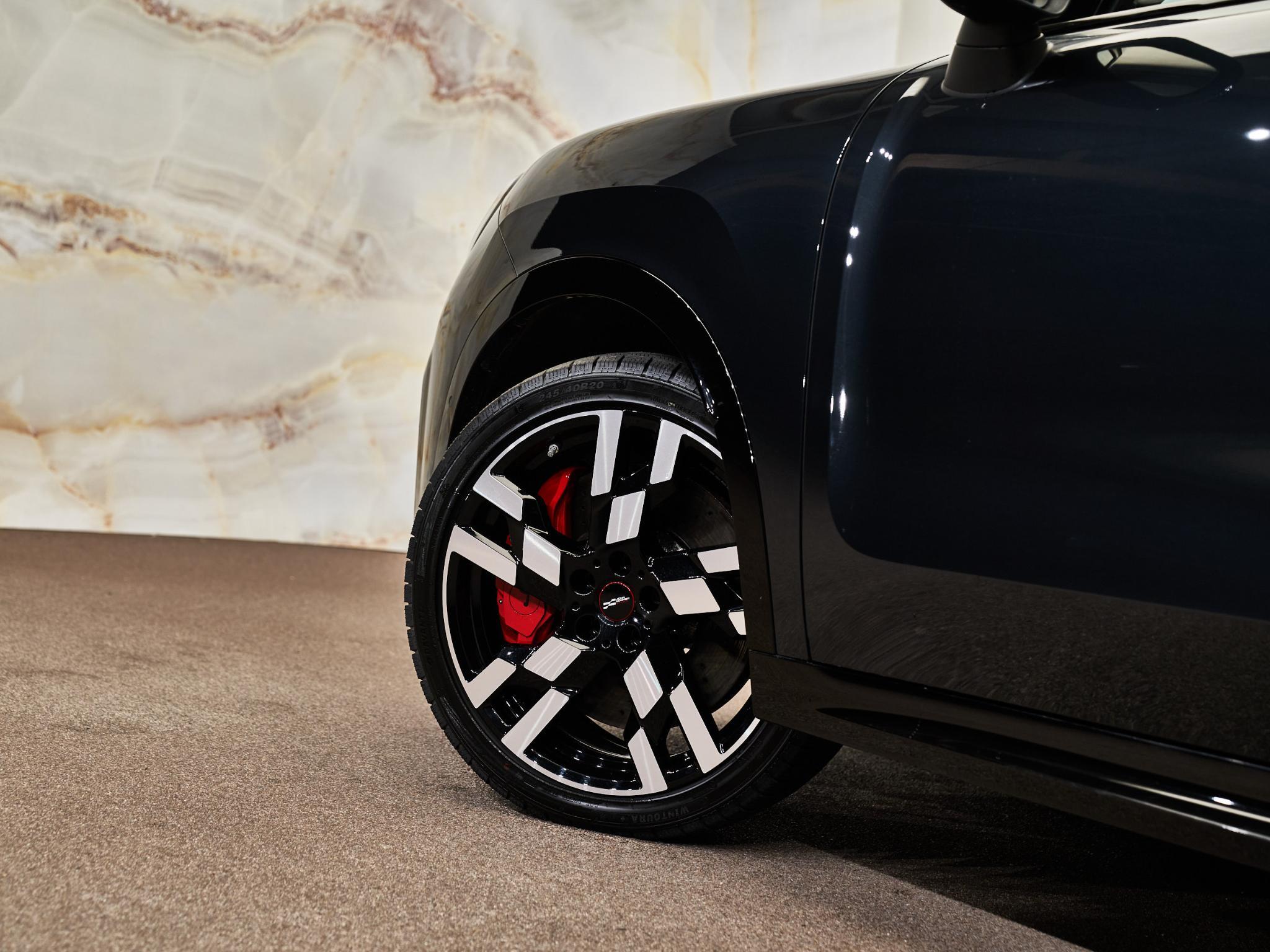 MINI Countryman - 24