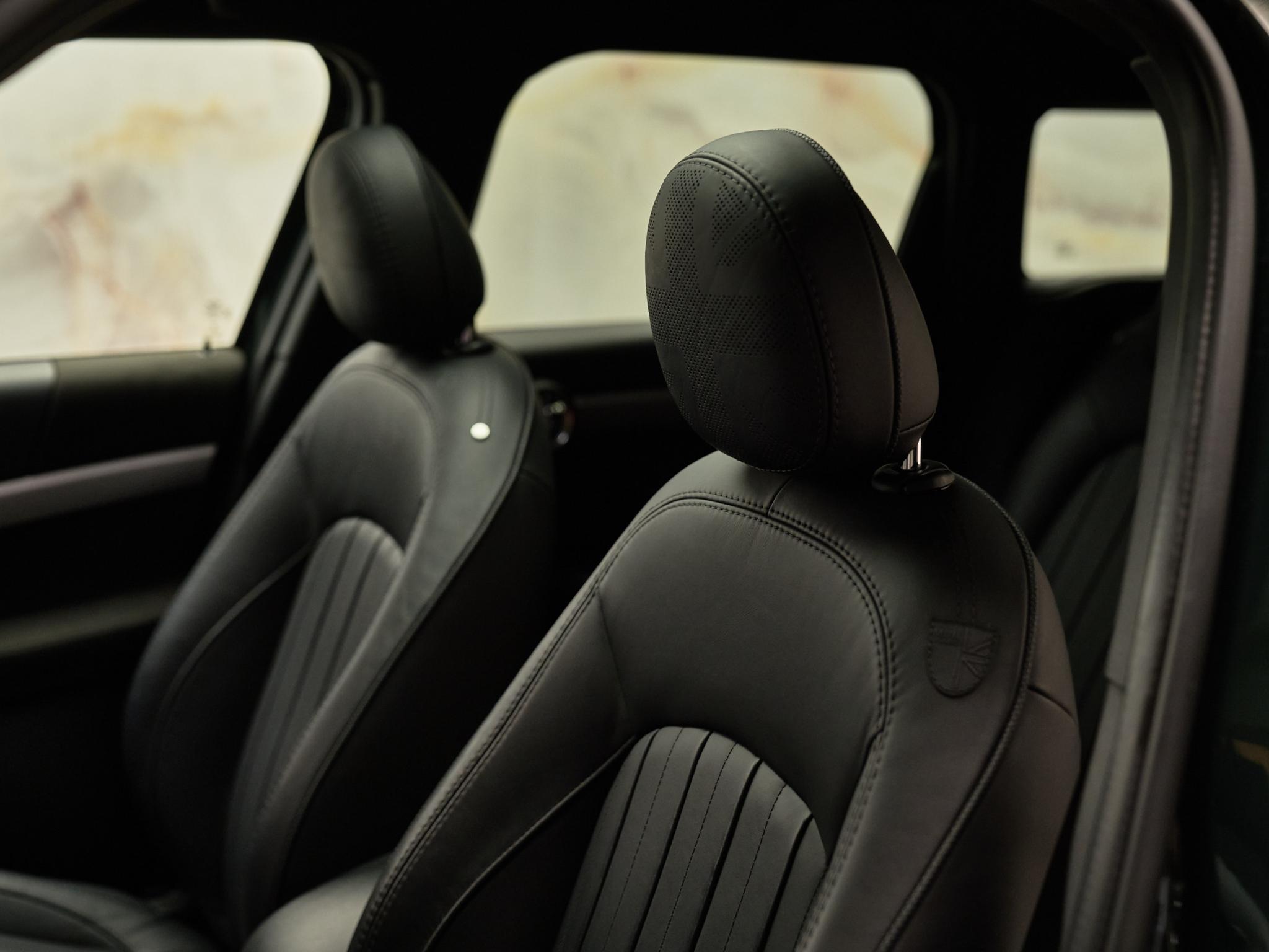MINI Countryman - 25