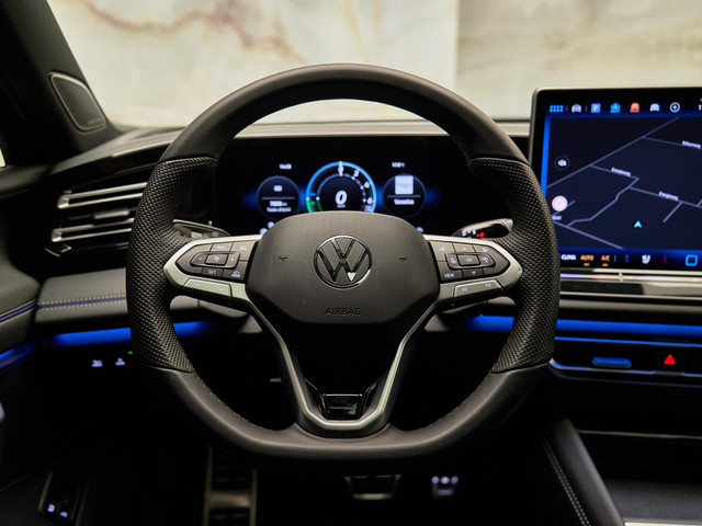 Volkswagen Tiguan - 15