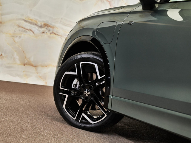 Volkswagen Tiguan - 28