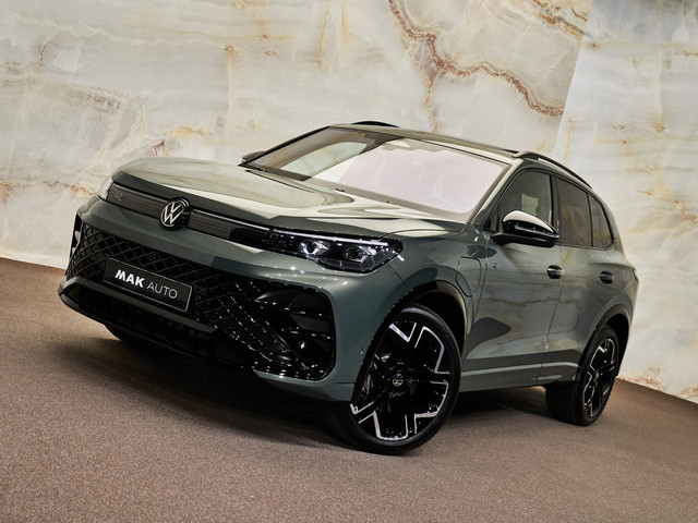 Volkswagen Tiguan - 30