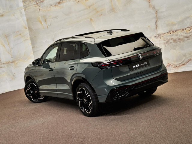 Volkswagen Tiguan - 31