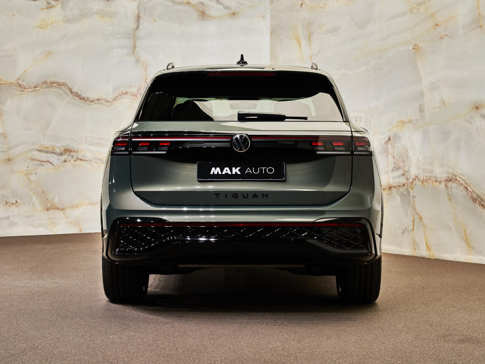 Volkswagen Tiguan - 33