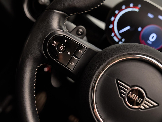 MINI Cooper Cabrio - 13