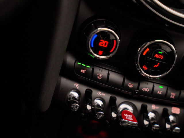 MINI Cooper Cabrio - 17