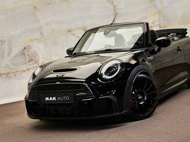 MINI Cooper Cabrio - 4