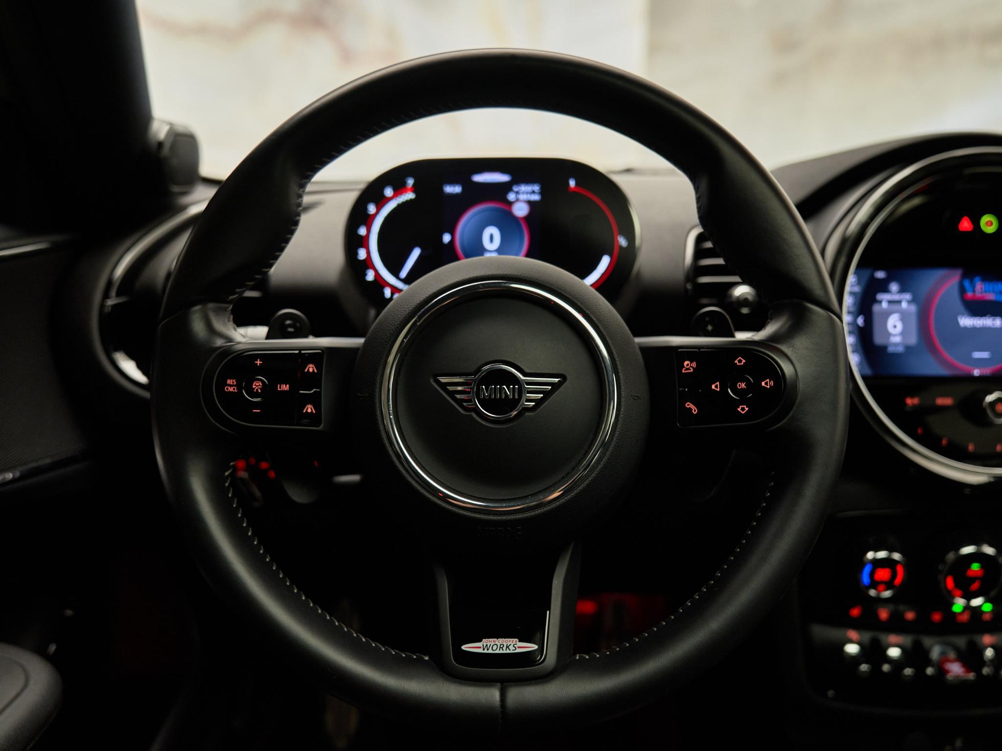 MINI Clubman - 12