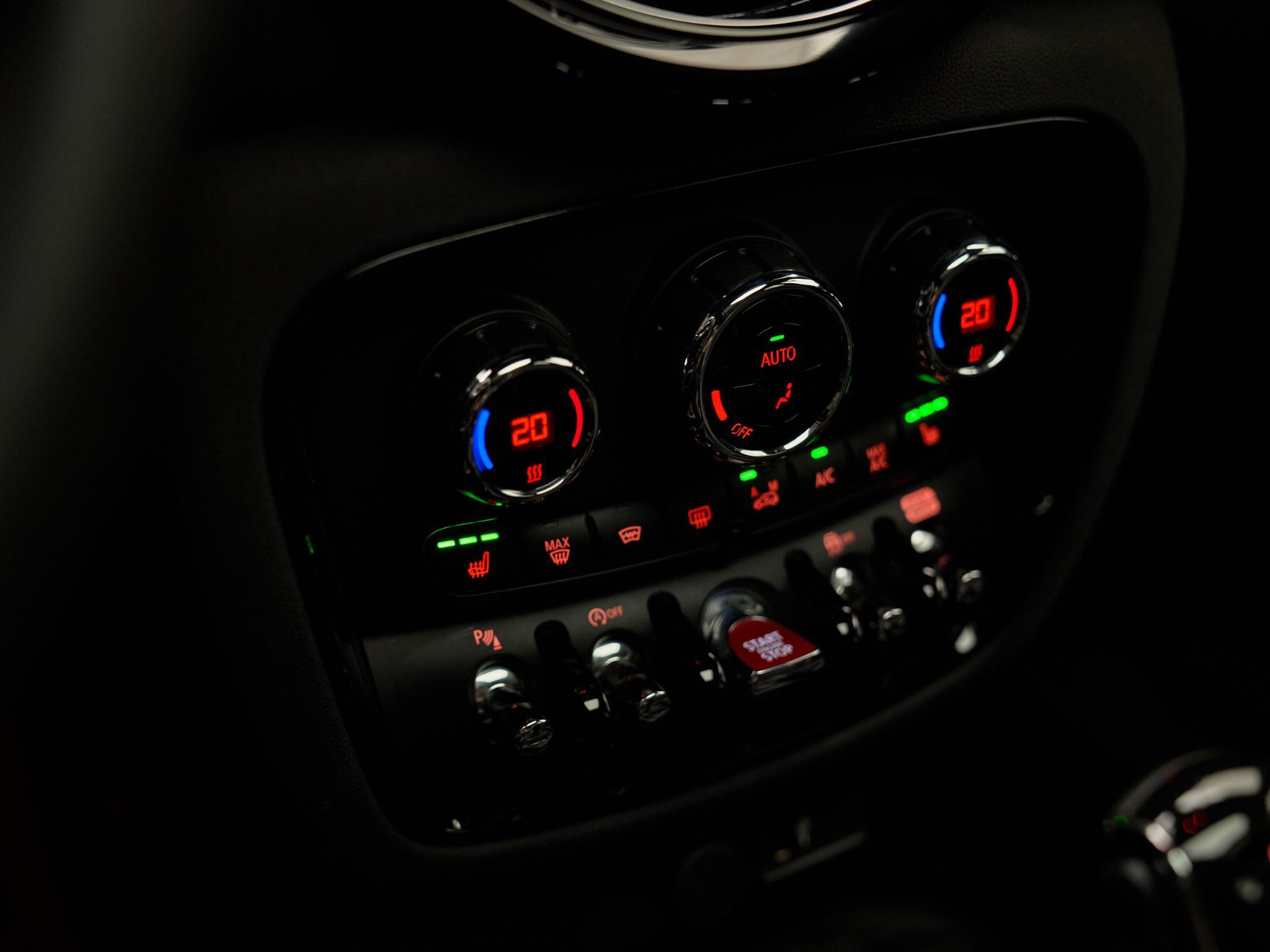 MINI Clubman - 16