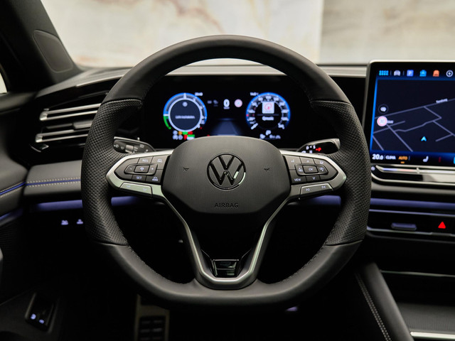 Volkswagen Tiguan - 13